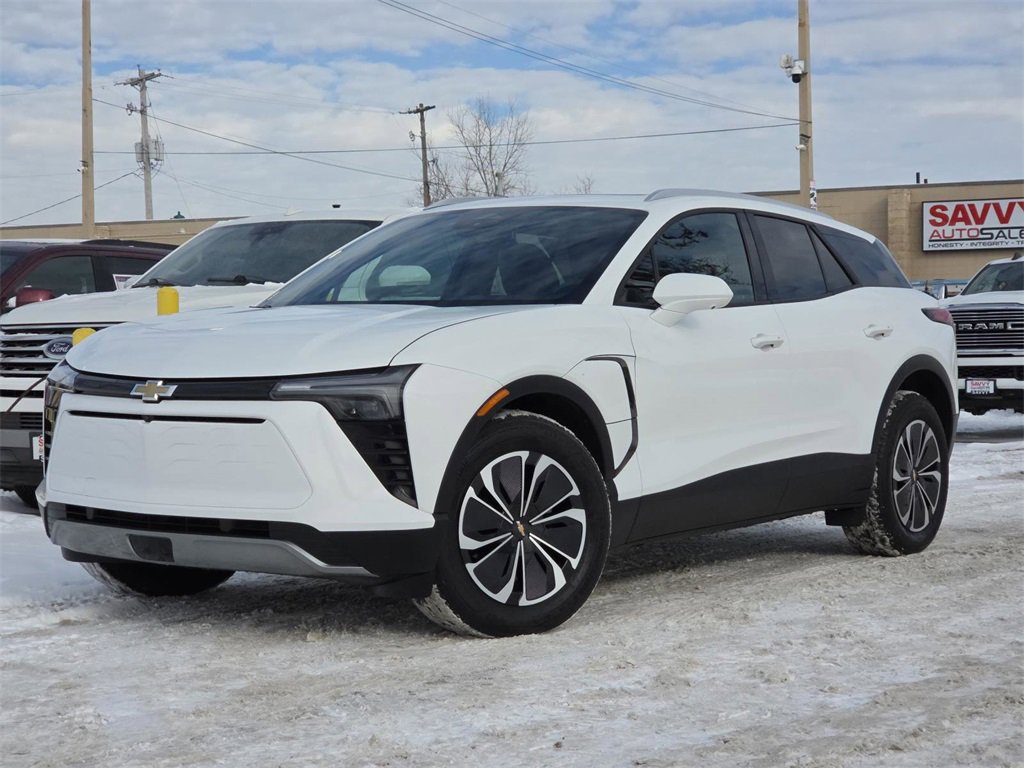 Used 2024 Chevrolet Blazer EV LT image 2