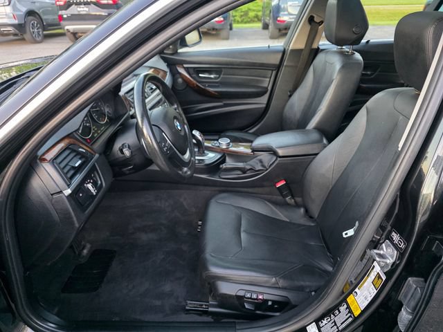 Used 2015 BMW 328i xDrive Wagon AWD/4WD image 16