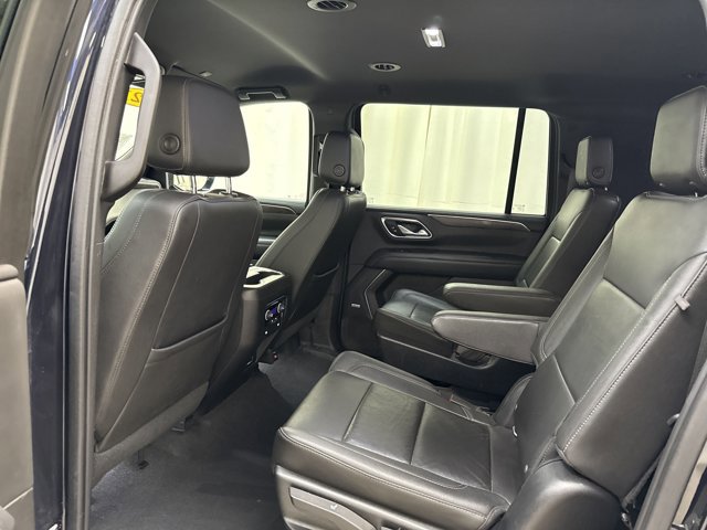 Used 2021 Chevrolet Suburban Z71 image 14