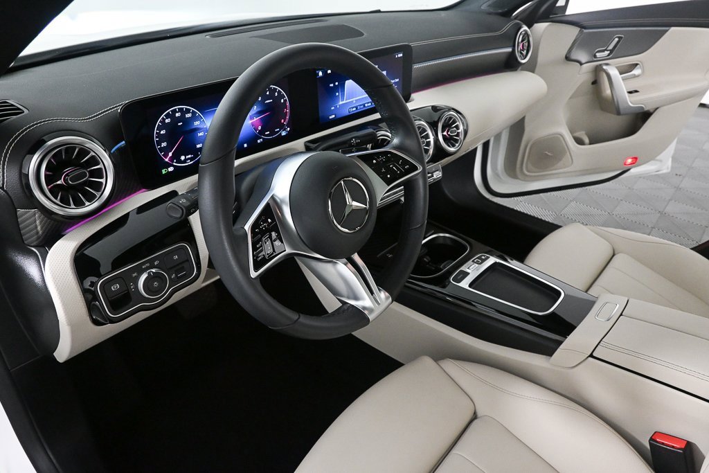 Used 2025 Mercedes-Benz CLA 250 CLA 250 image 6