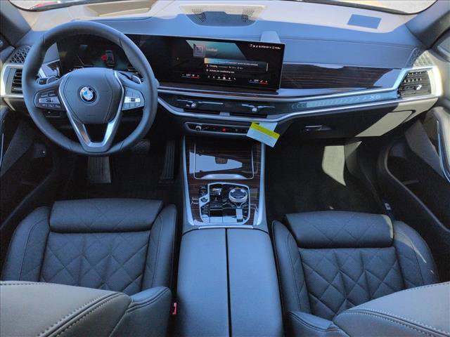 New 2026 BMW X5 xDrive50e image 15