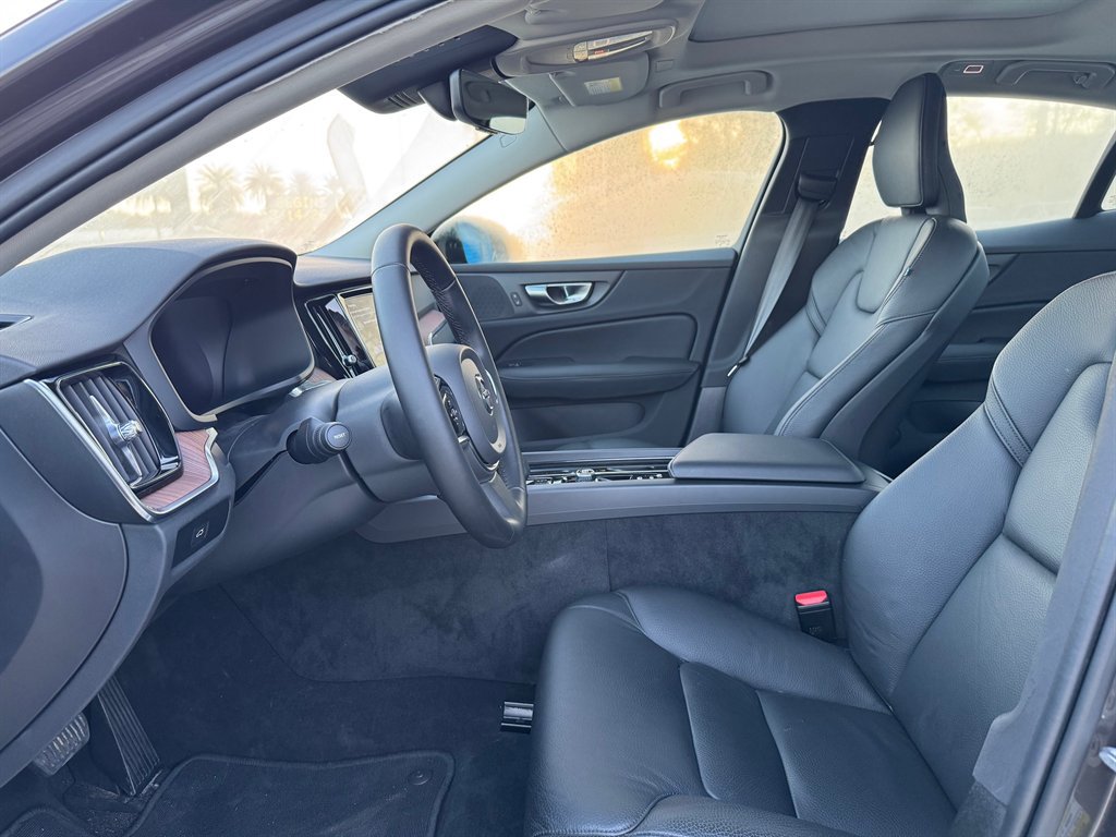 Used 2024 Volvo S60 B5 Plus image 12