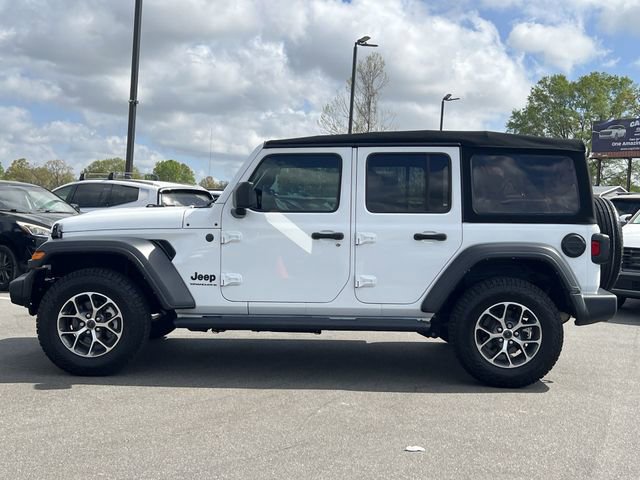Used 2024 Jeep Wrangler Unlimited Sport AWD/4WD image 31