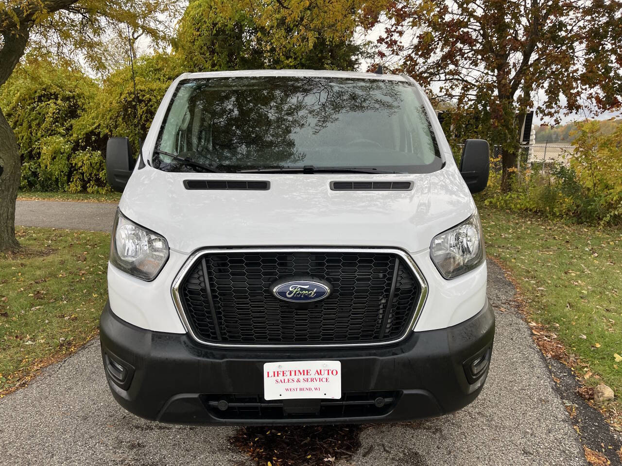 Used 2024 Ford Transit 250 Low Roof w/ Exterior Upgrade Package image 8