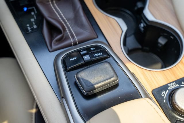 Used 2019 Lexus RX 350L AWD image 33