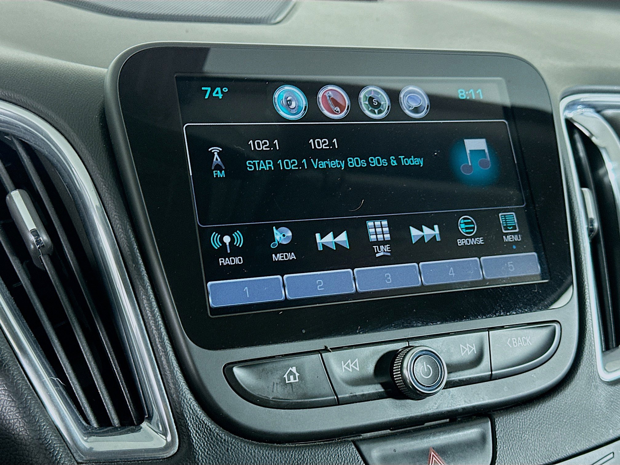 Used 2016 Chevrolet Malibu LT w/ Leather Package FWD image 19