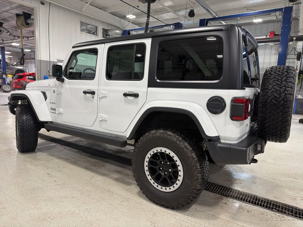 Used 2018 Jeep Wrangler Unlimited Sahara image 6
