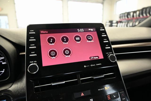 Used 2022 Toyota Avalon XLE image 16