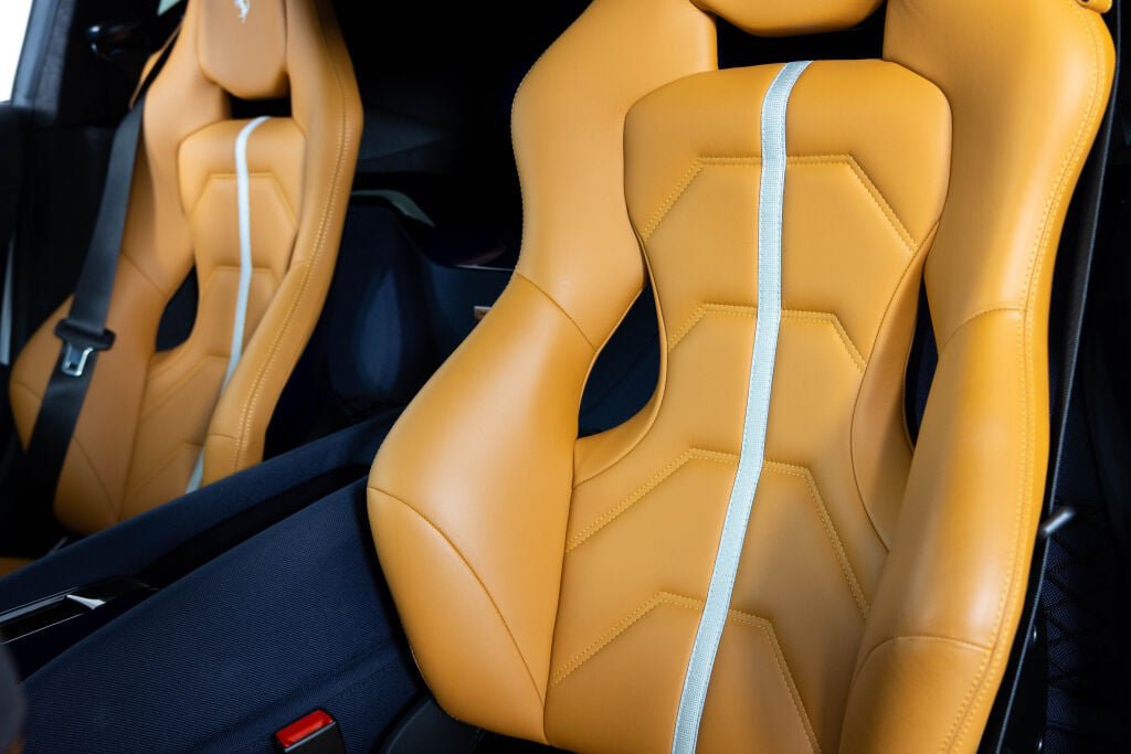 Used 2023 Ferrari 812 Competizione RWD image 68