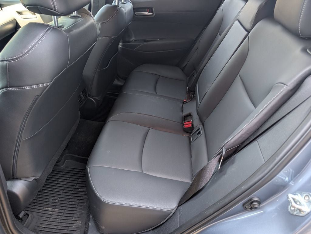 Used 2023 Toyota Corolla Cross XLE w/ Convenience Package AWD/4WD image 5