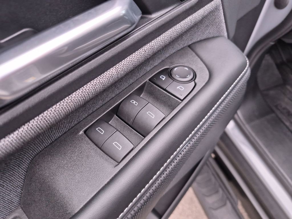 Certified 2026 GMC Sierra EV Elevation AWD/4WD image 17