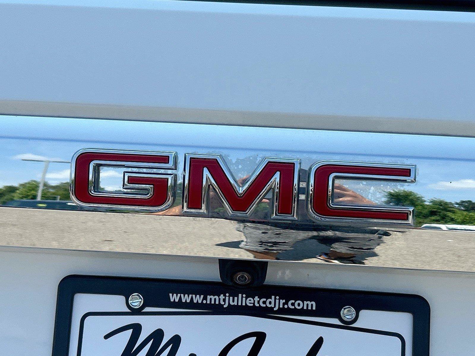 Used 2024 GMC Yukon SLT AWD/4WD image 12