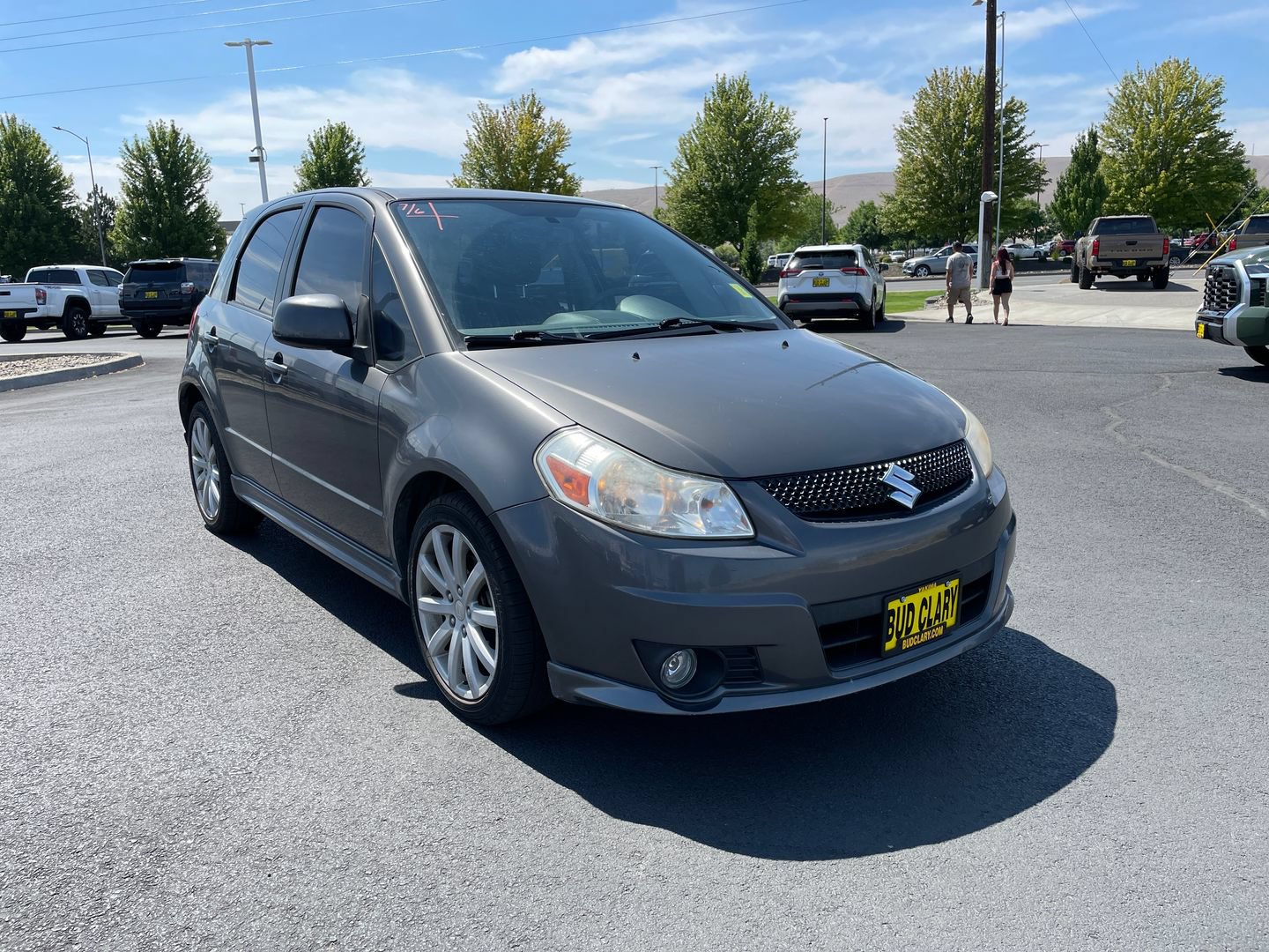 Used 2012 Suzuki SX4 Sportback FWD image 1