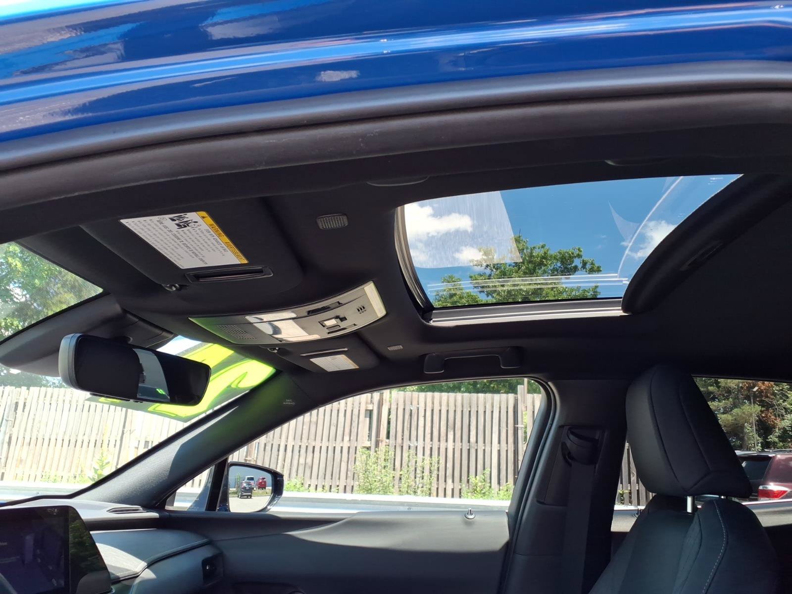 Used 2024 Lexus UX 250h AWD w/ Premium Package image 12