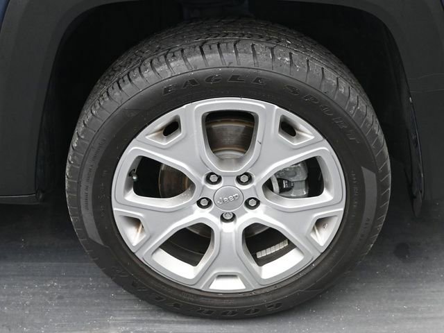 Used 2022 Jeep Renegade Limited AWD/4WD image 39