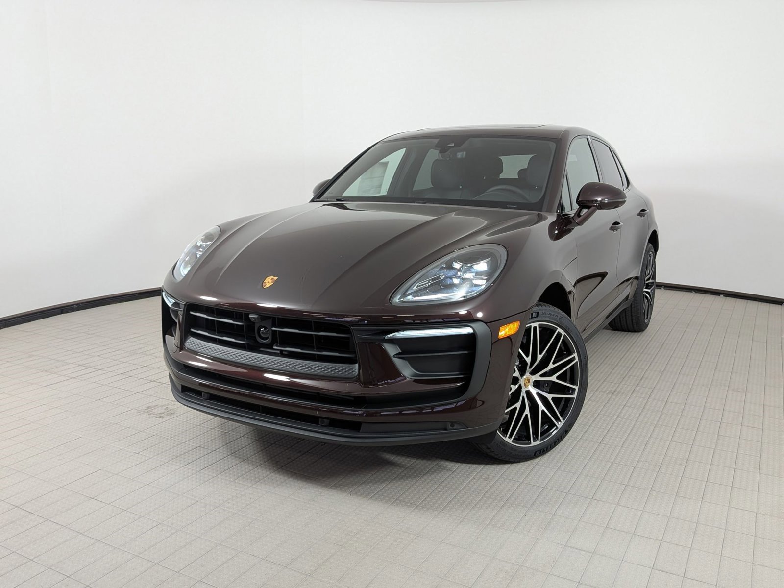 New 2026 Porsche Macan AWD/4WD video 1