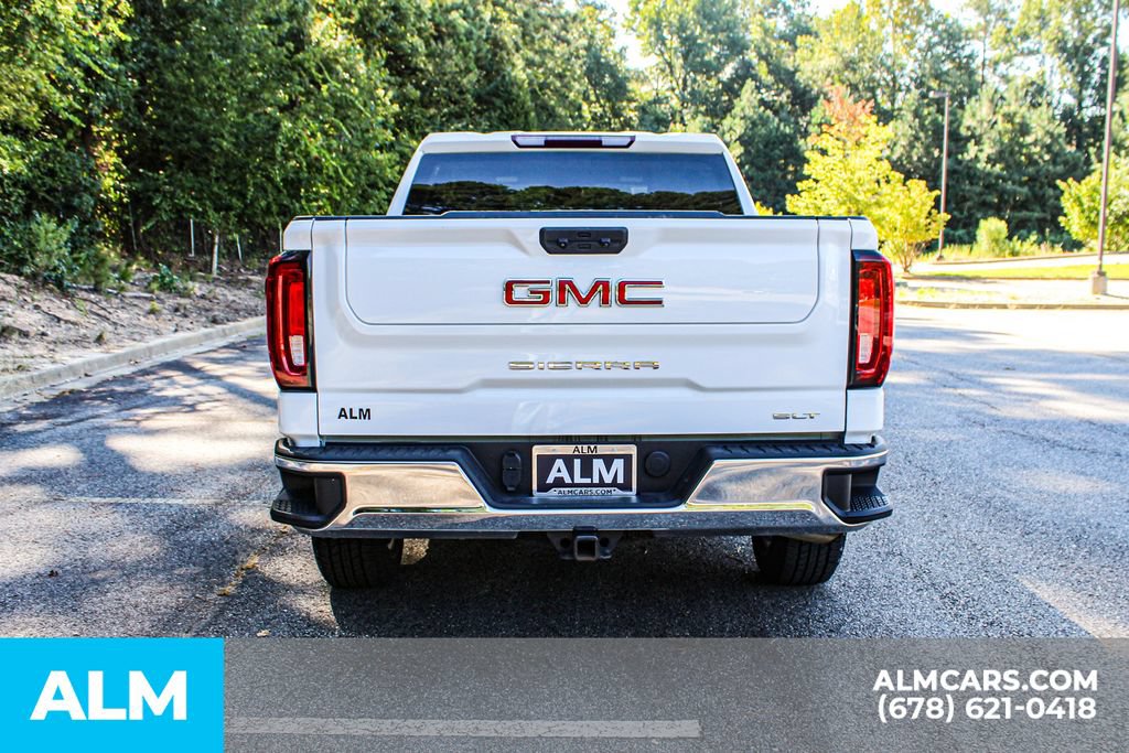 Used 2025 GMC Sierra 1500 SLT RWD image 10