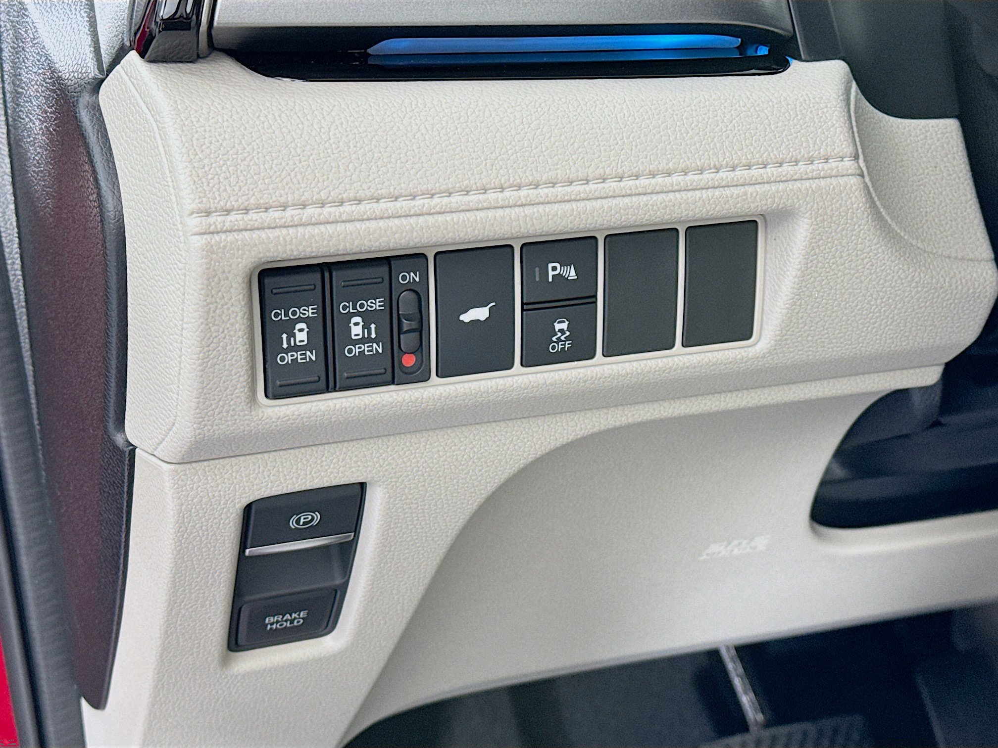 New 2026 Honda Odyssey Touring image 10