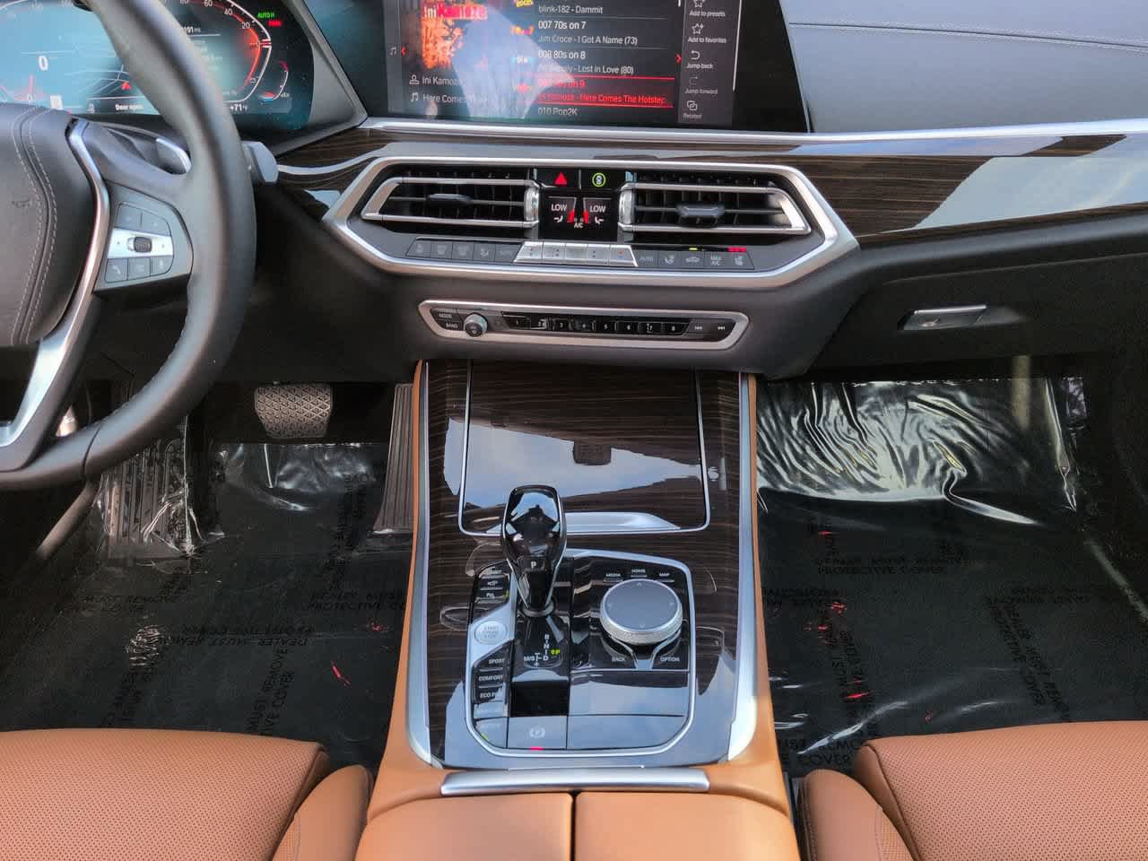 Used 2021 BMW X5 sDrive40i w/ Premium Package RWD image 18
