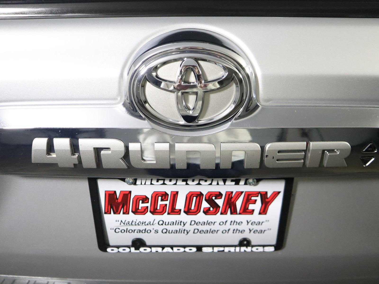 Used 2016 Toyota 4Runner Limited AWD/4WD image 9