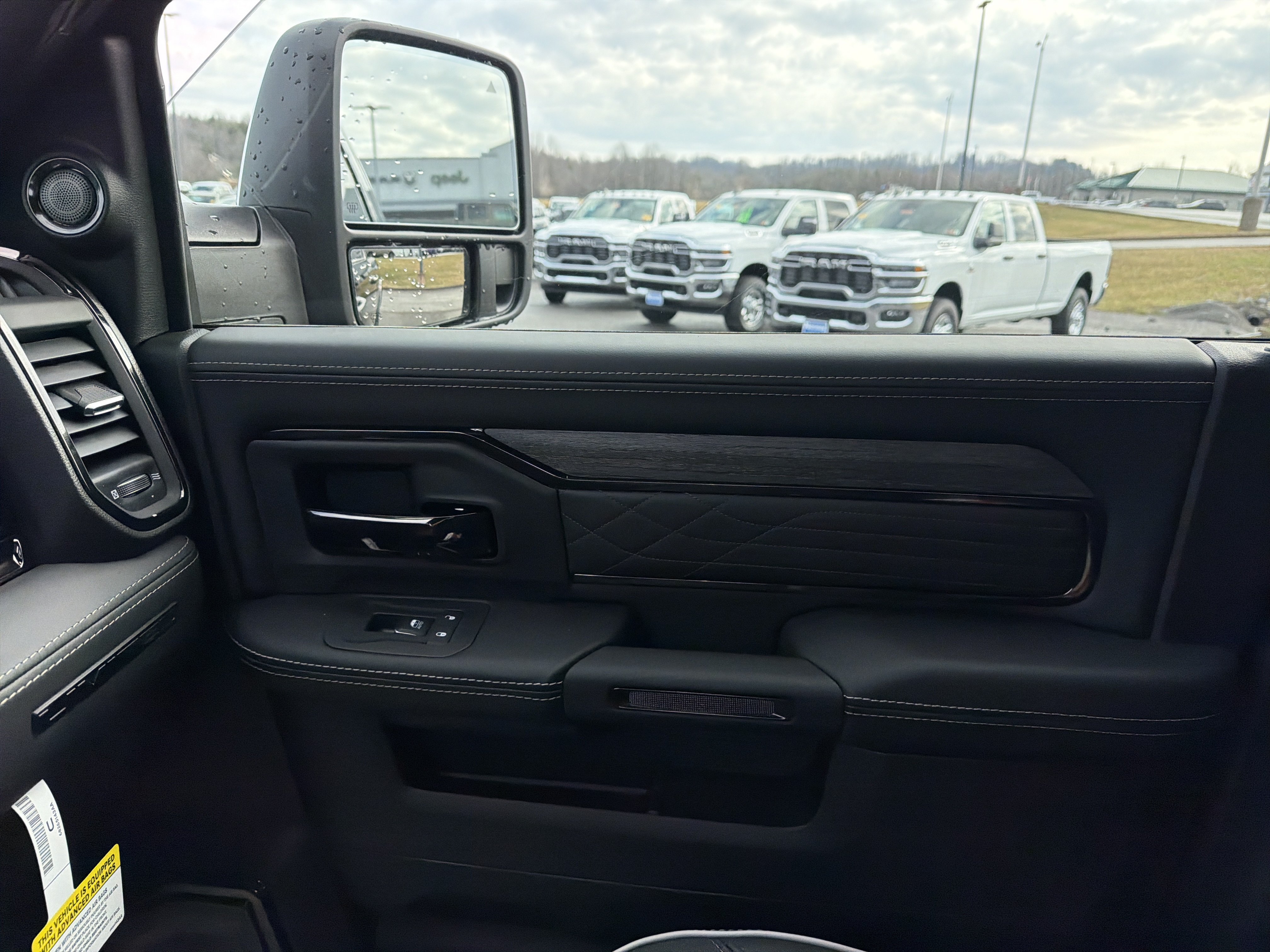 New 2026 RAM 2500 Limited AWD/4WD image 25