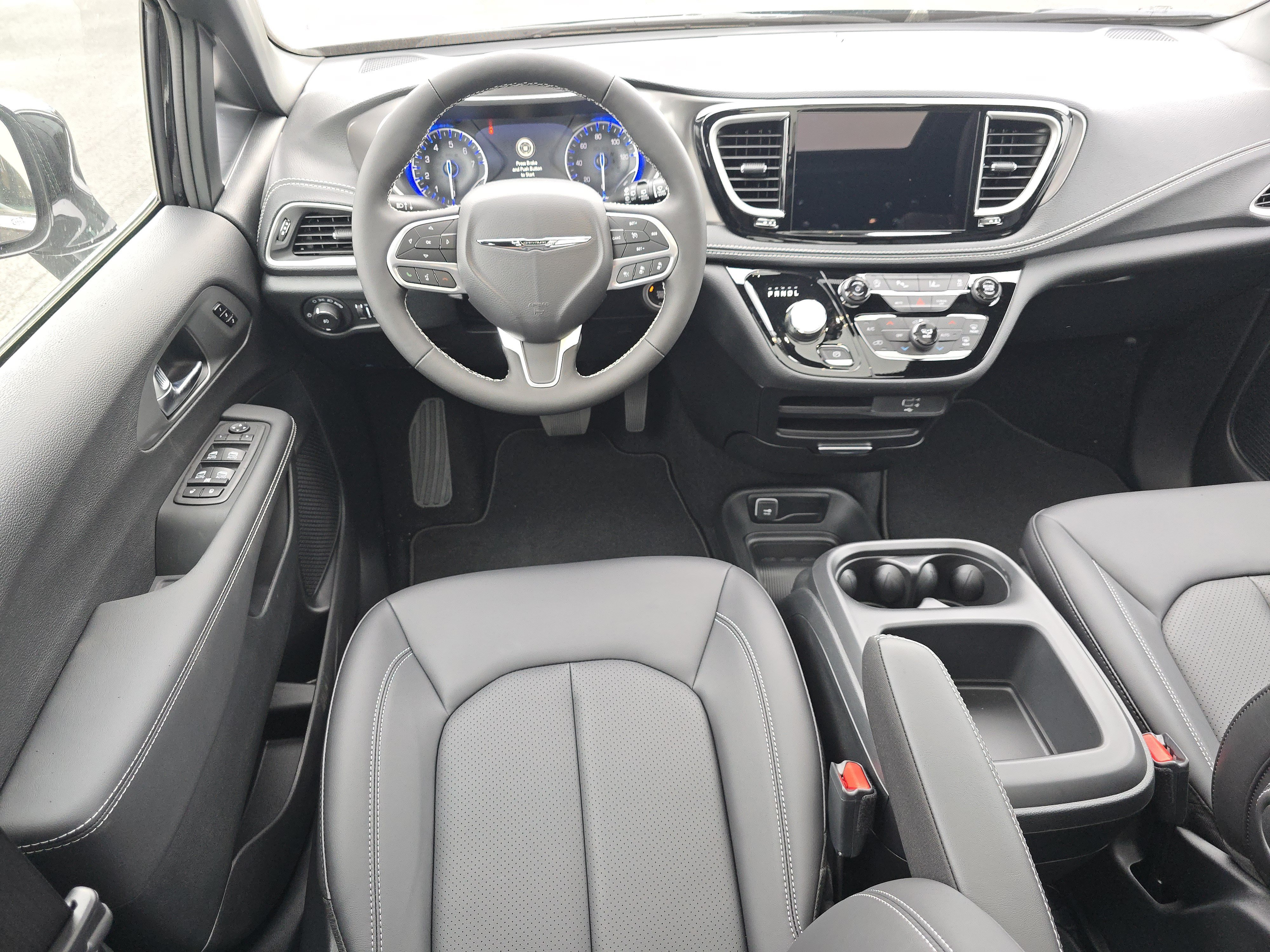 New 2026 Chrysler Pacifica Select FWD image 26