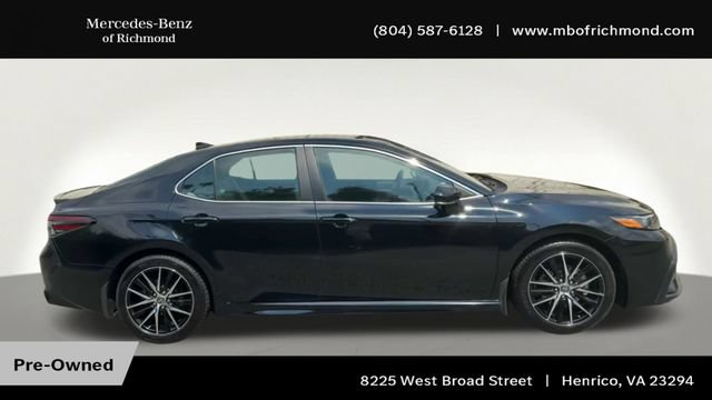 Used 2023 Toyota Camry SE w/ Cold Weather Package FWD image 3