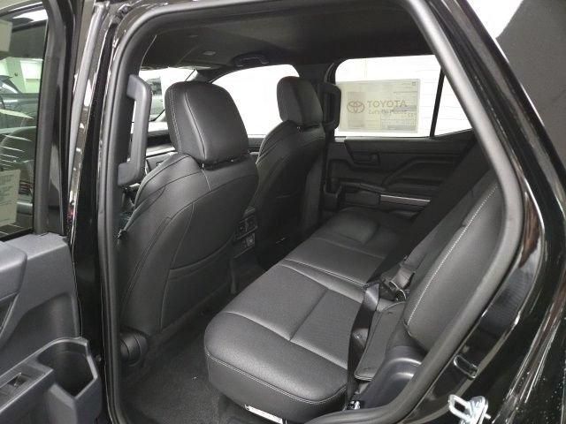 New 2026 Toyota 4Runner TRD Off-Road AWD/4WD image 17