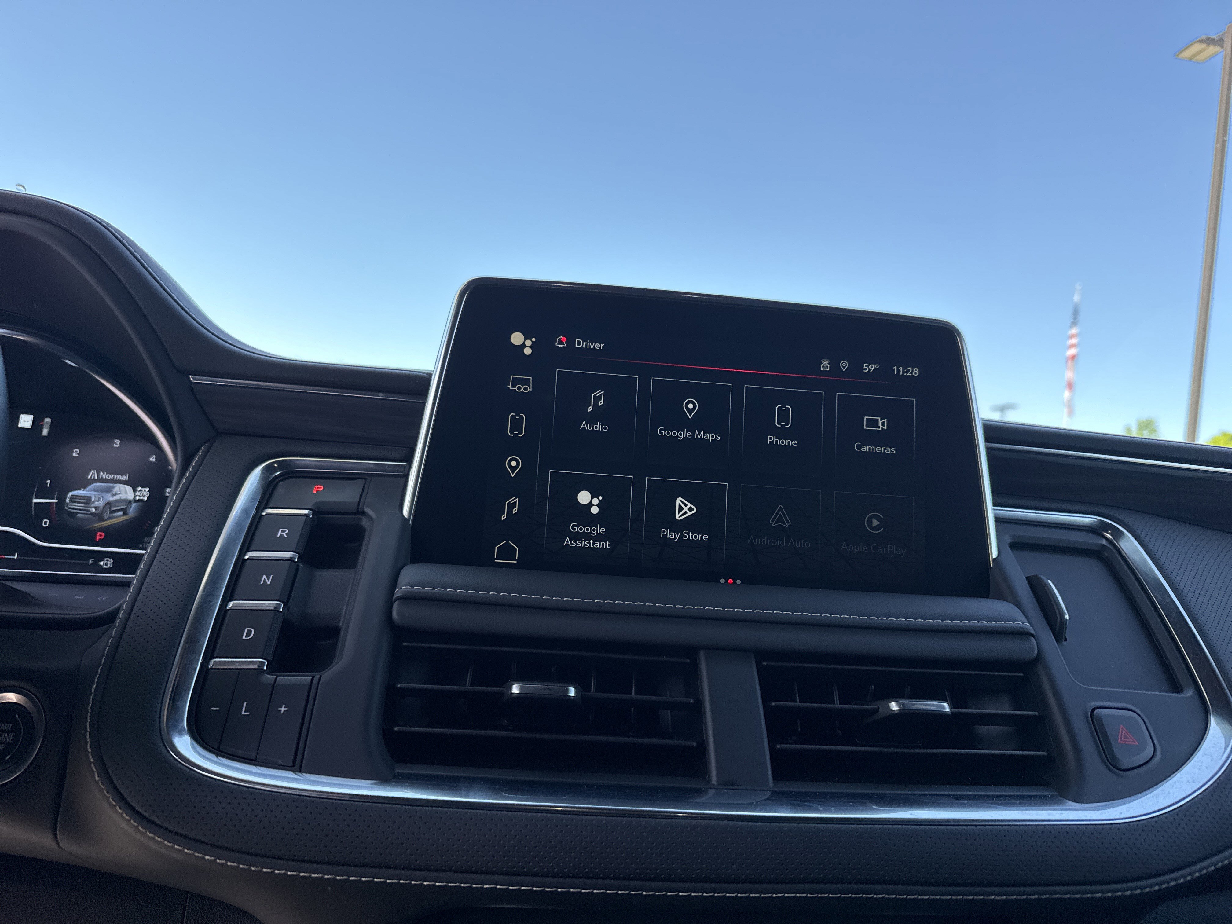 Used 2023 GMC Yukon SLT image 23