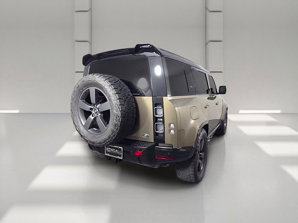 Used 2023 Land Rover Defender 110 X AWD/4WD image 41