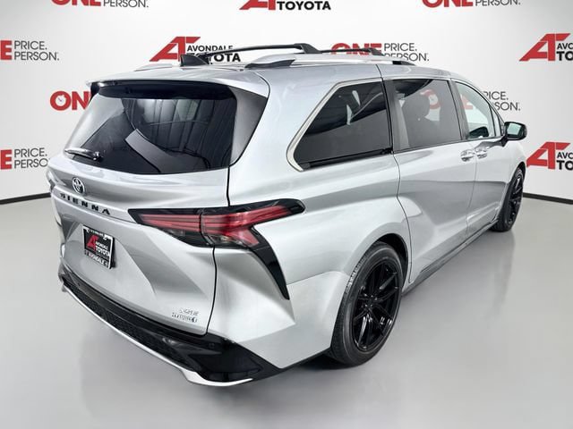 Certified 2021 Toyota Sienna XSE FWD image 8