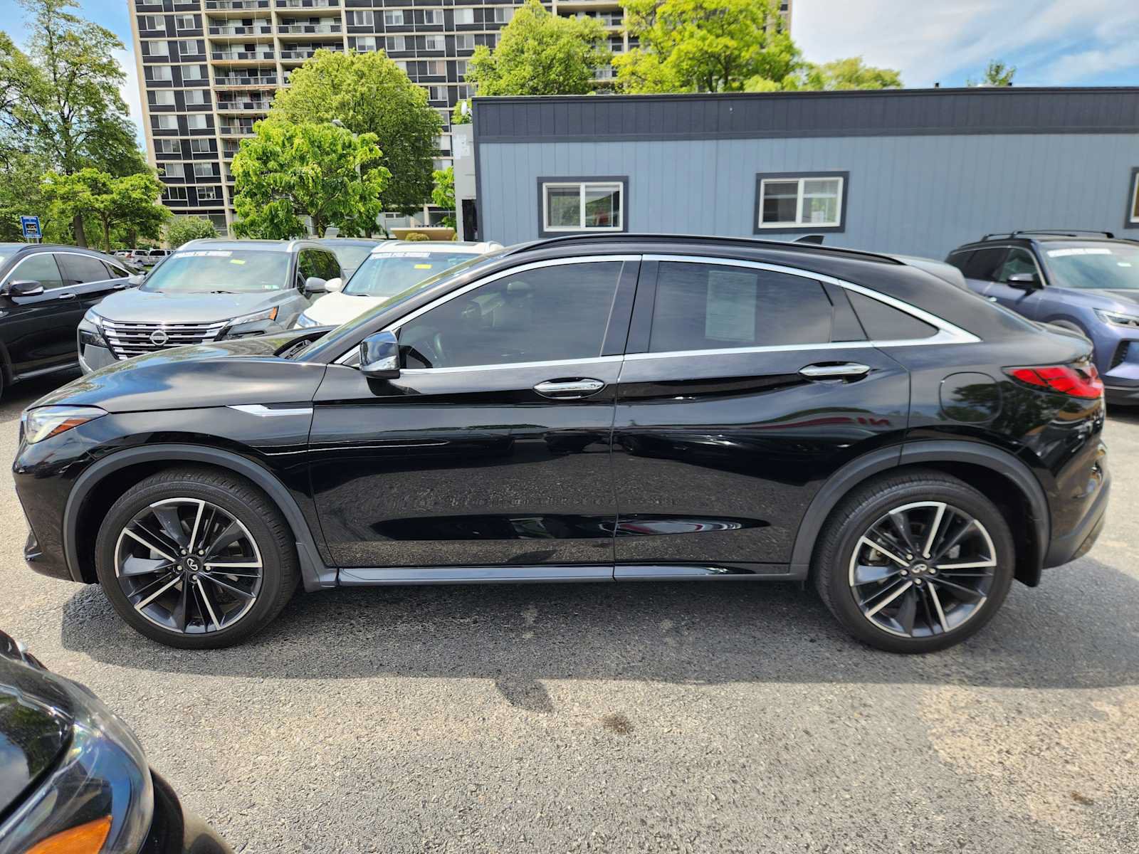 Certified 2023 INFINITI QX55 Luxe w/ Cargo Package AWD/4WD image 5