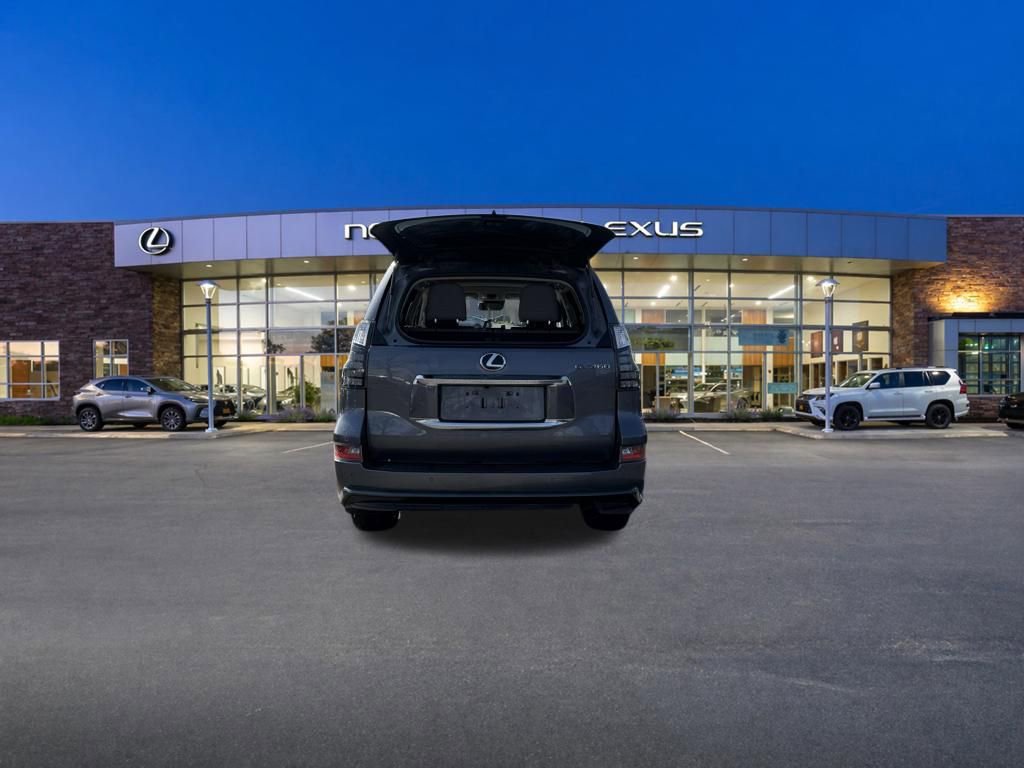 Used 2023 Lexus GX 460 Premium w/ Accessory Package AWD/4WD image 22