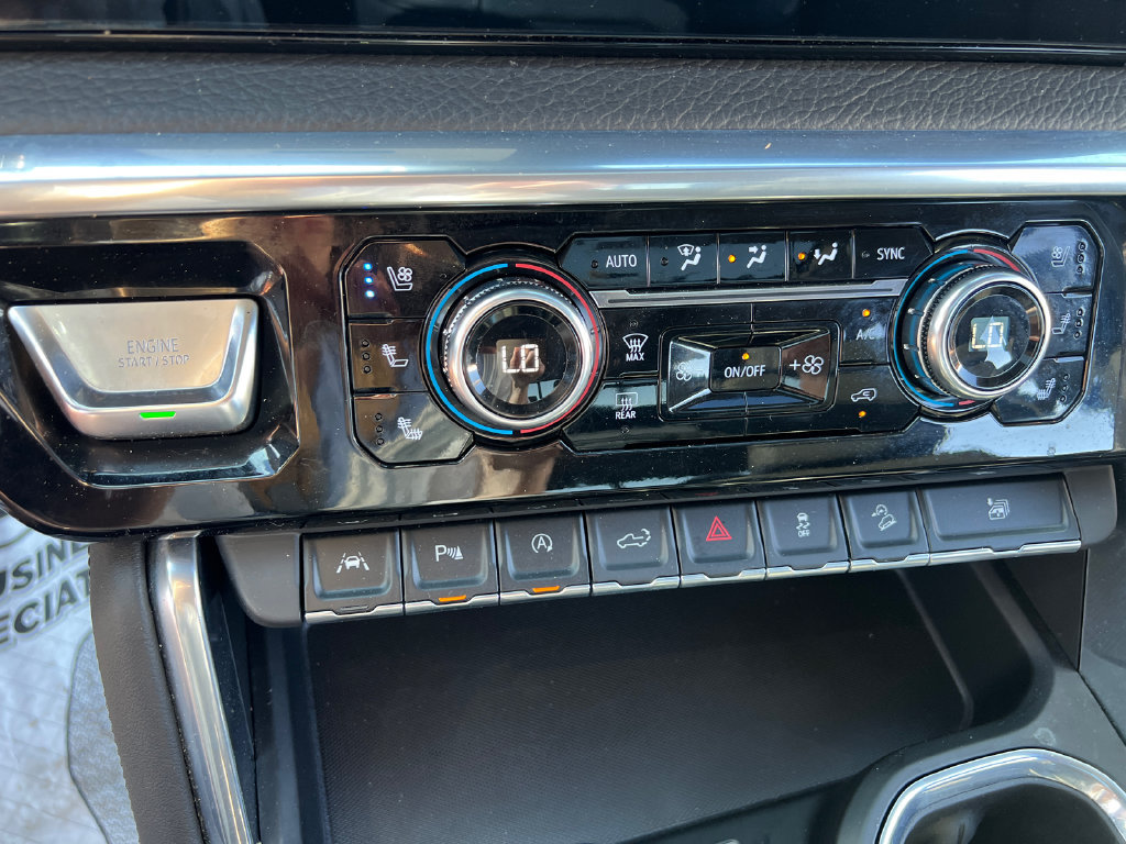 Used 2022 GMC Sierra 1500 Denali AWD/4WD image 29