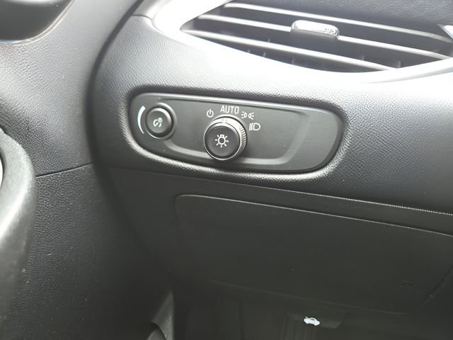 Used 2024 Chevrolet Malibu LT image 12