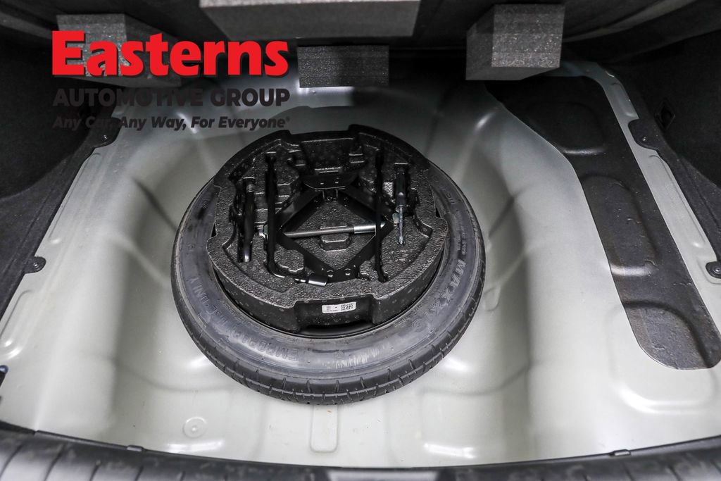 Used 2020 Hyundai Accent Limited image 22