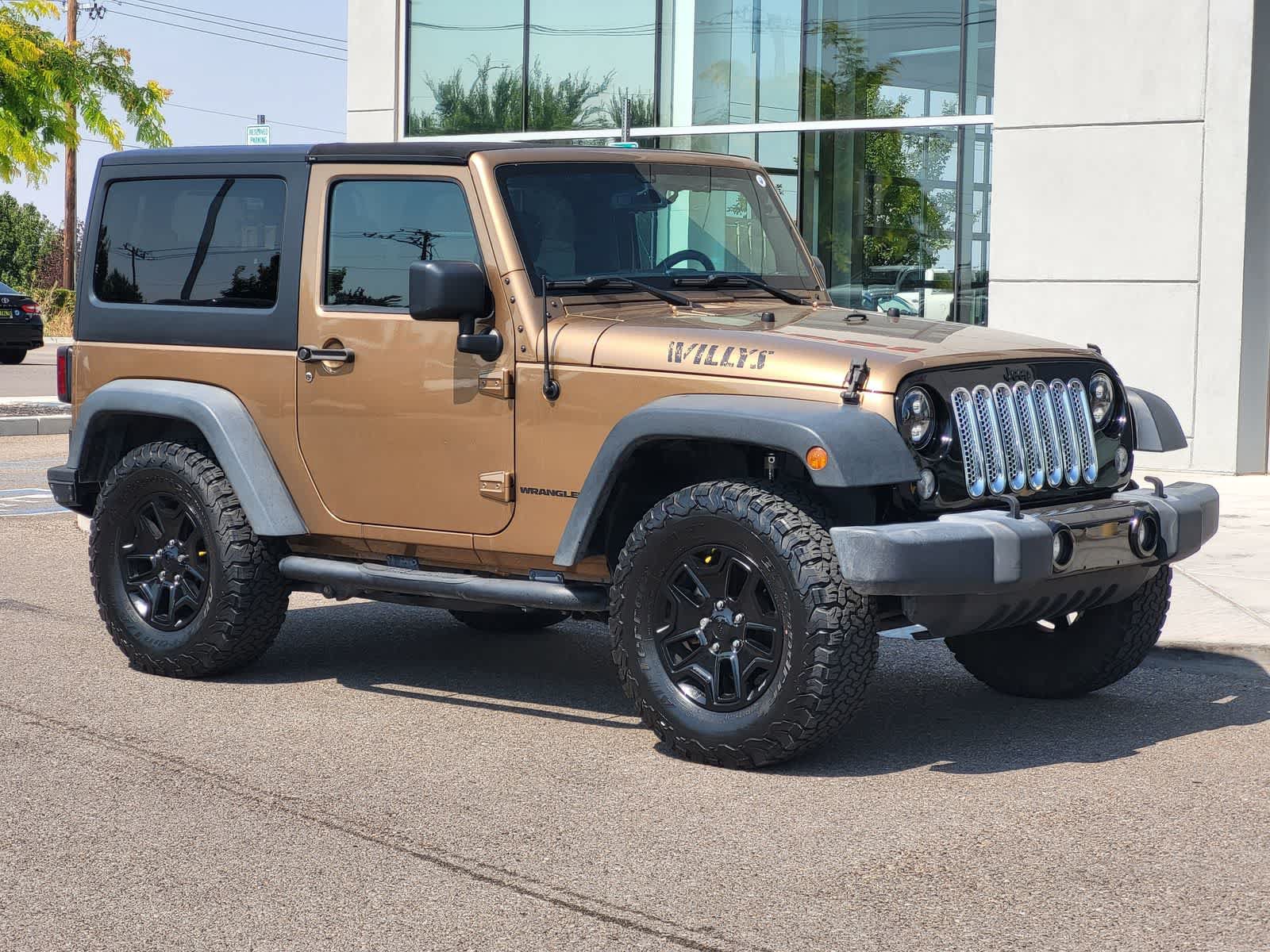 Used 2015 Jeep Wrangler Sport AWD/4WD image 3