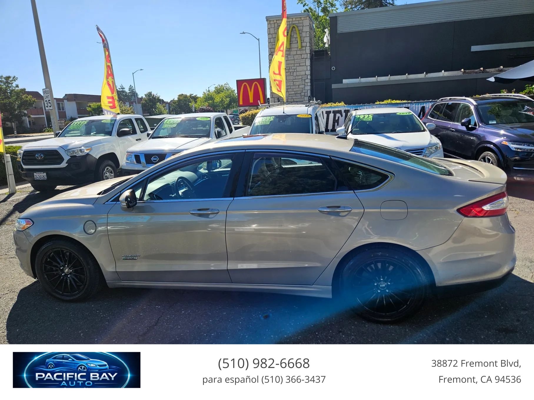 Used 2015 Ford Fusion Energi Titanium FWD image 8