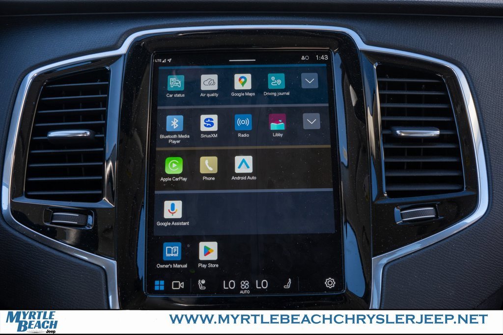 Used 2023 Volvo XC90 B6 Plus image 21