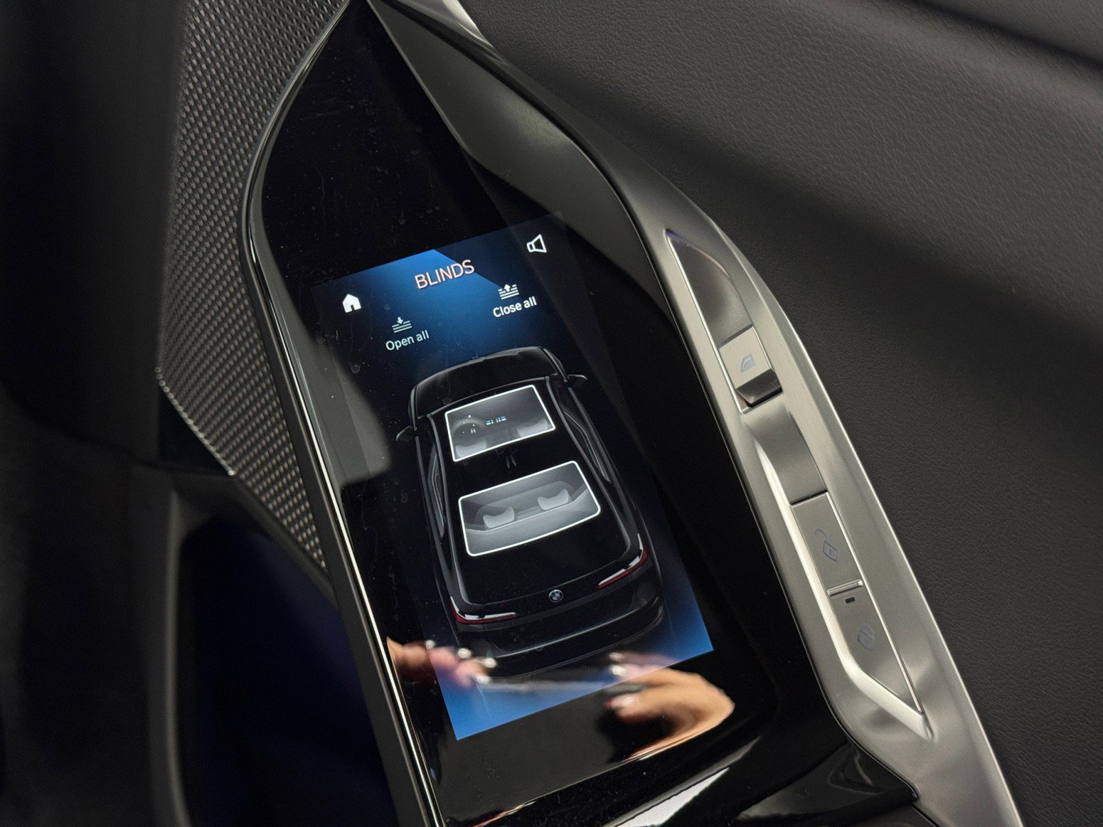 Used 2024 BMW 740i w/ Premium Package 2 image 42