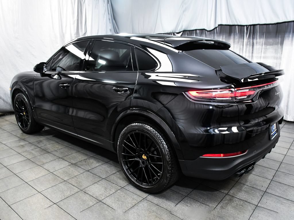 Used 2023 Porsche Cayenne Platinum Edition AWD/4WD image 4