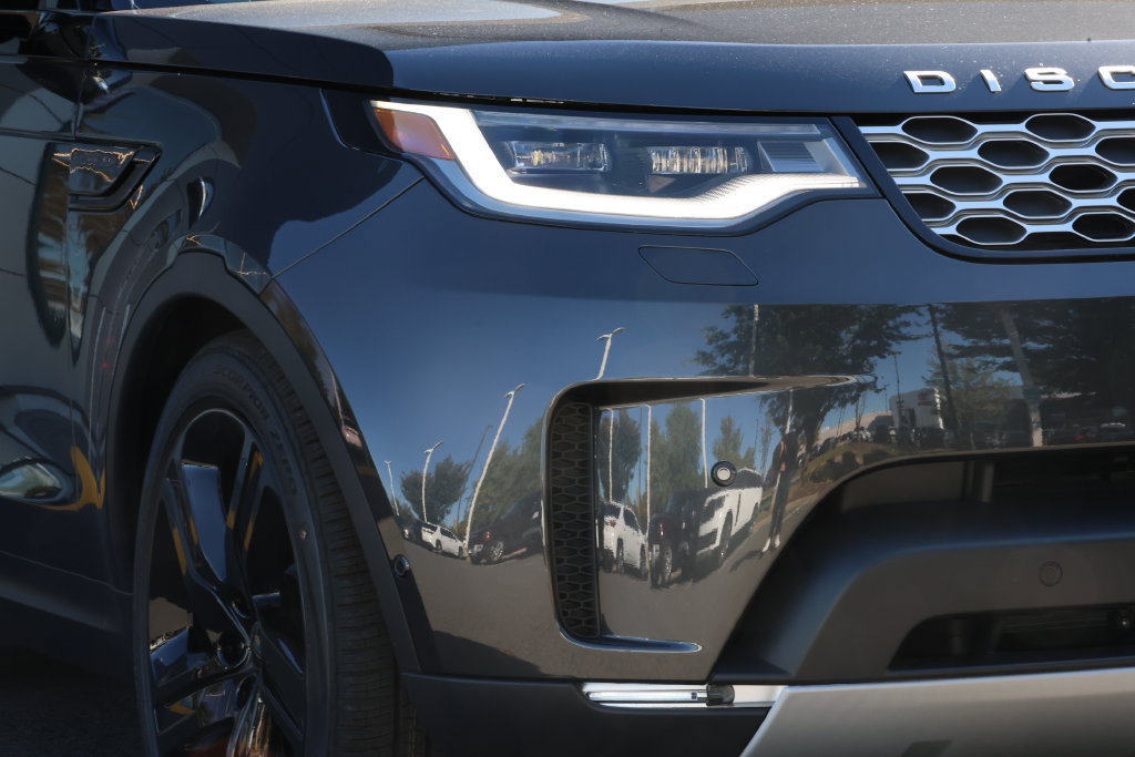 New 2026 Land Rover Discovery S AWD/4WD image 4
