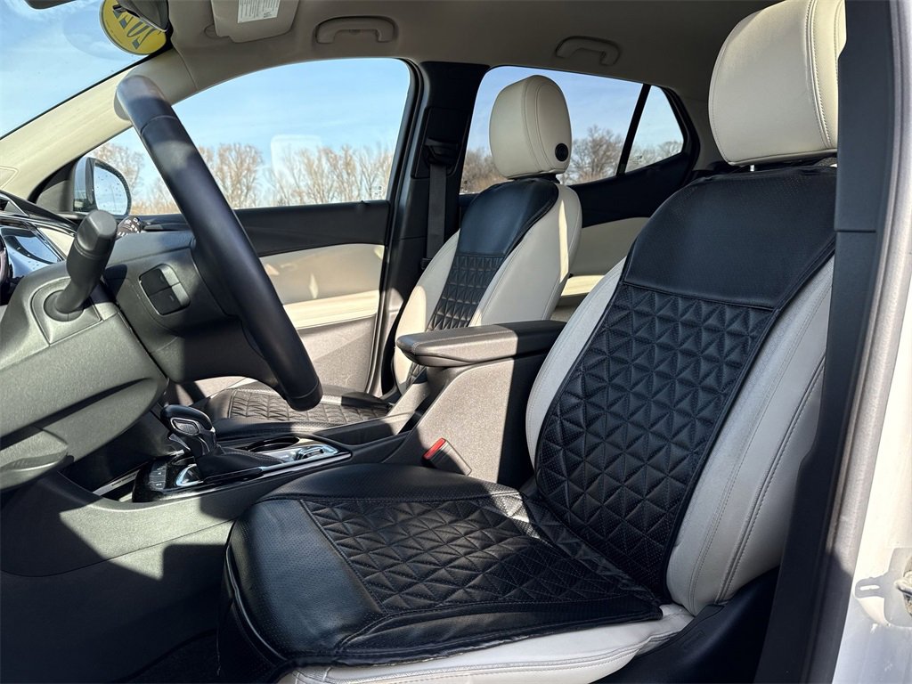 Used 2022 Buick Encore GX Select image 13