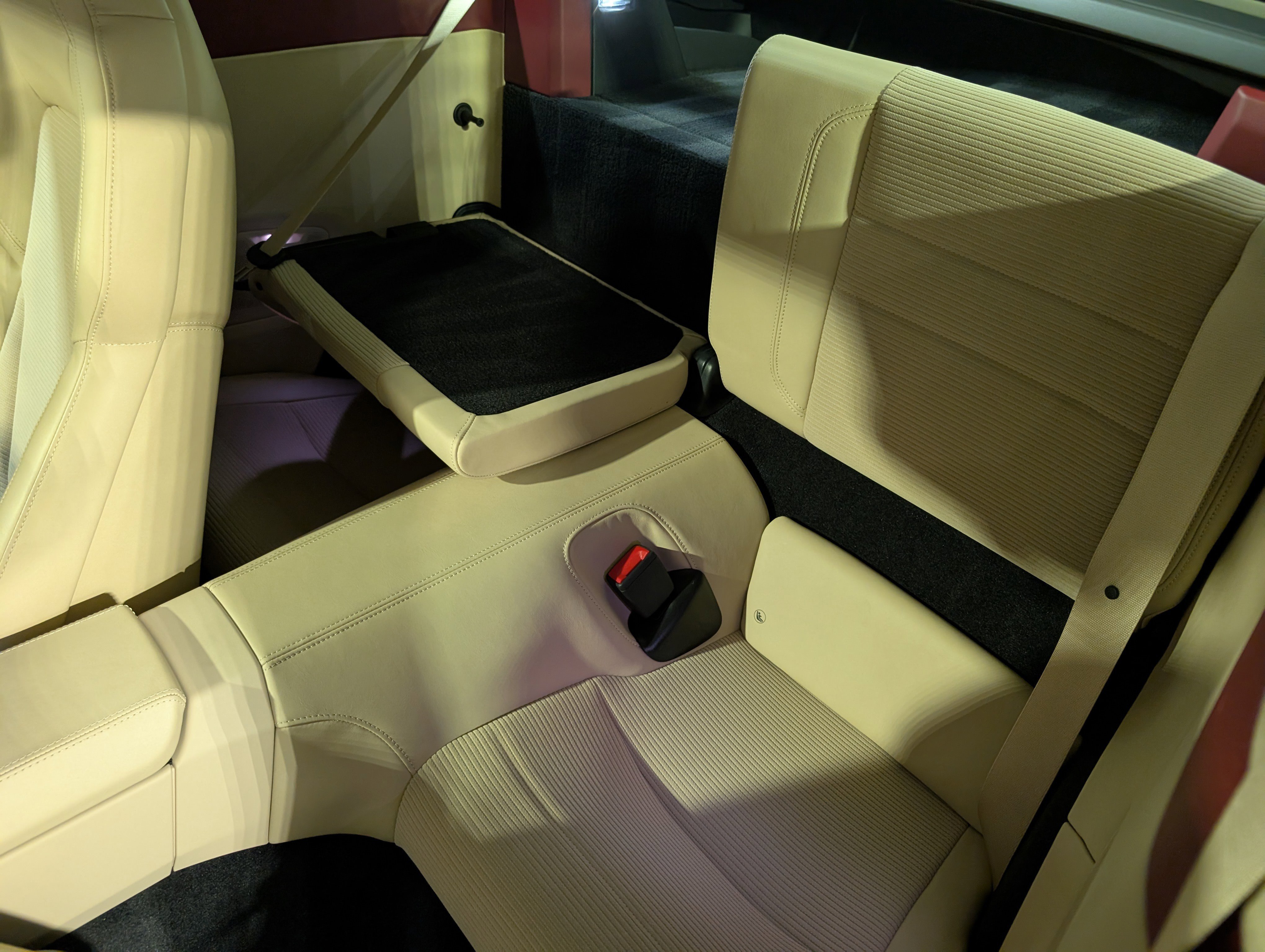 Certified 2021 Porsche 911 Targa 4S Heritage Design image 20