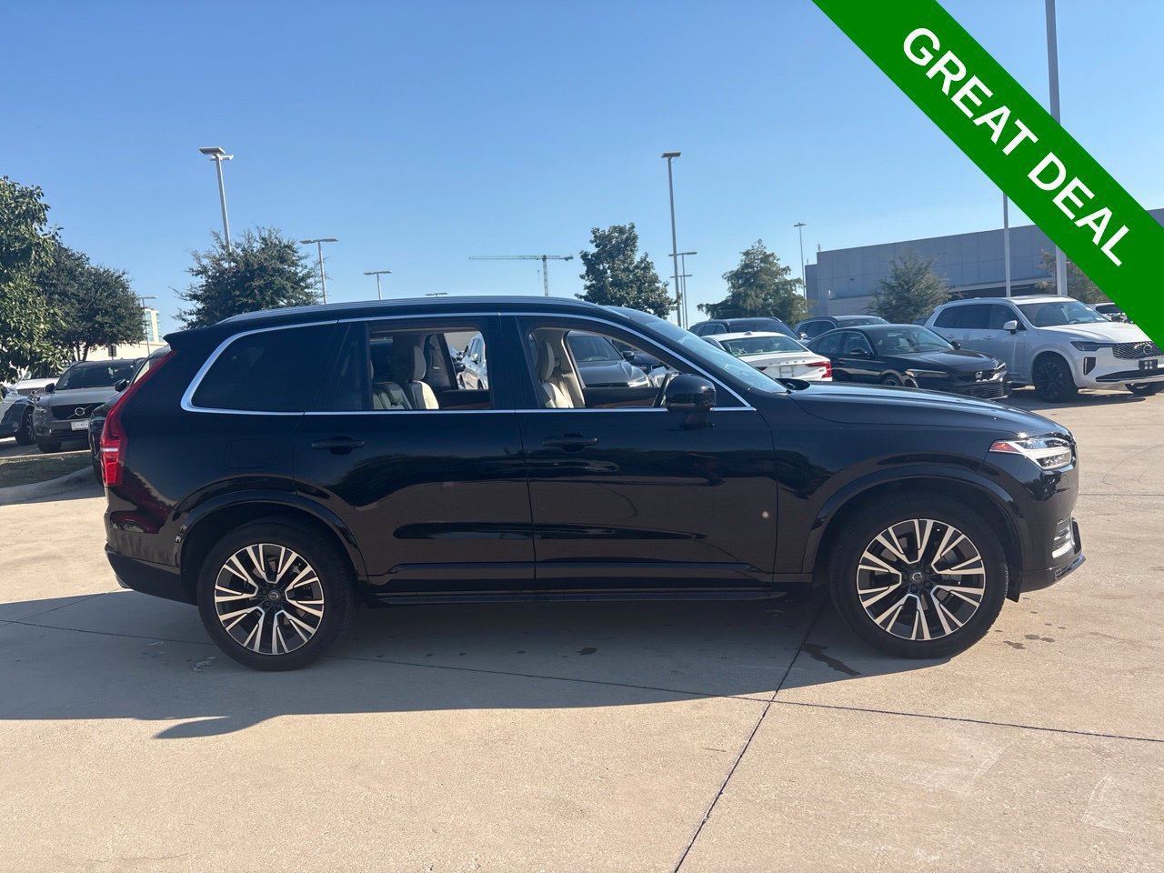 Used 2021 Volvo XC90 T6 Momentum w/ Advanced Package AWD/4WD image 5