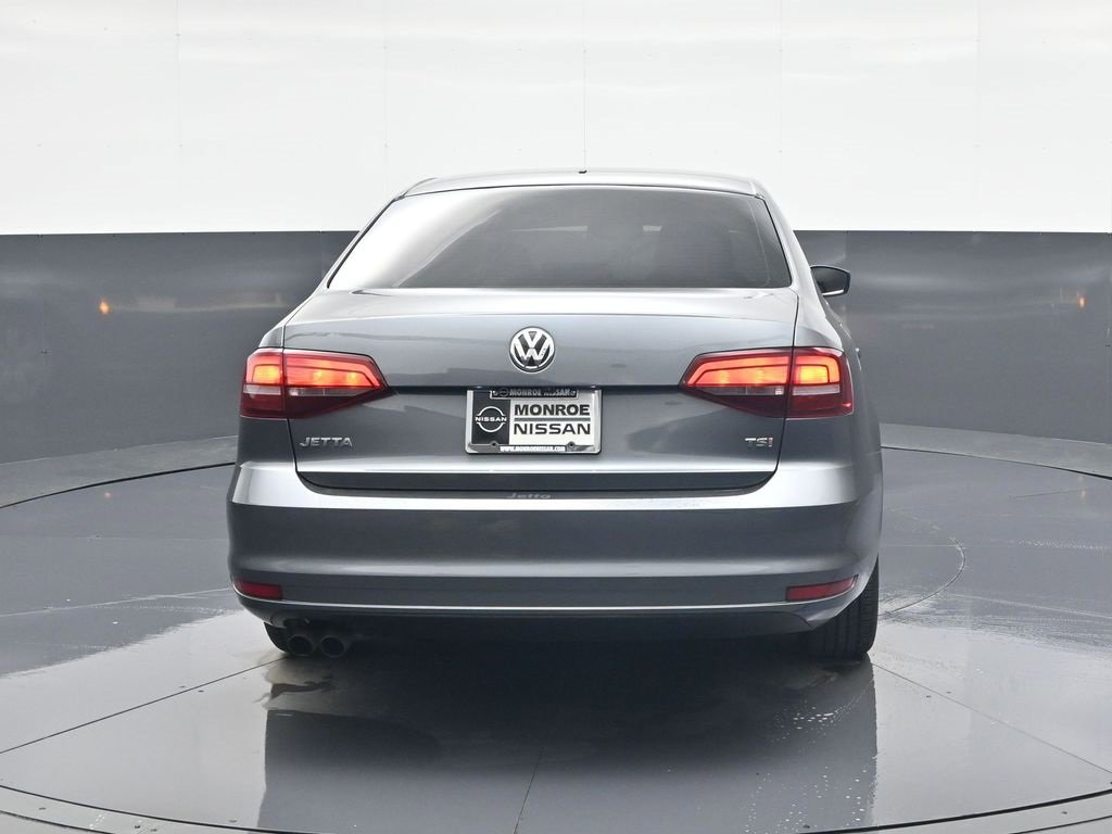 Used 2017 Volkswagen Jetta S image 6