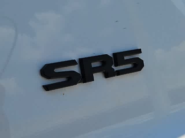 Certified 2025 Toyota 4Runner SR5 AWD/4WD image 17