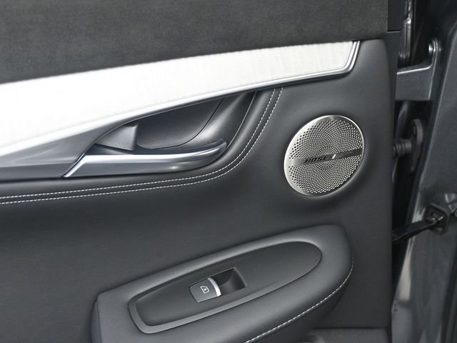 Used 2023 INFINITI QX50 Sensory image 22