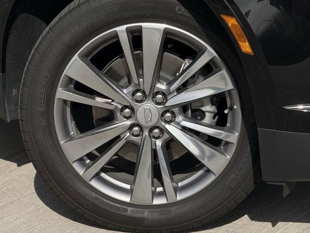 New 2025 Cadillac XT5 Premium Luxury image 28