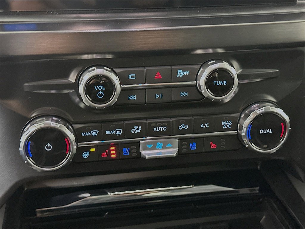 New 2026 Ford F350 Lariat image 17